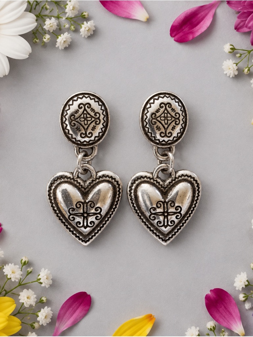 Vintage Brighton Coeur D'Alene Silver Puffy Heart Dangle Earrings